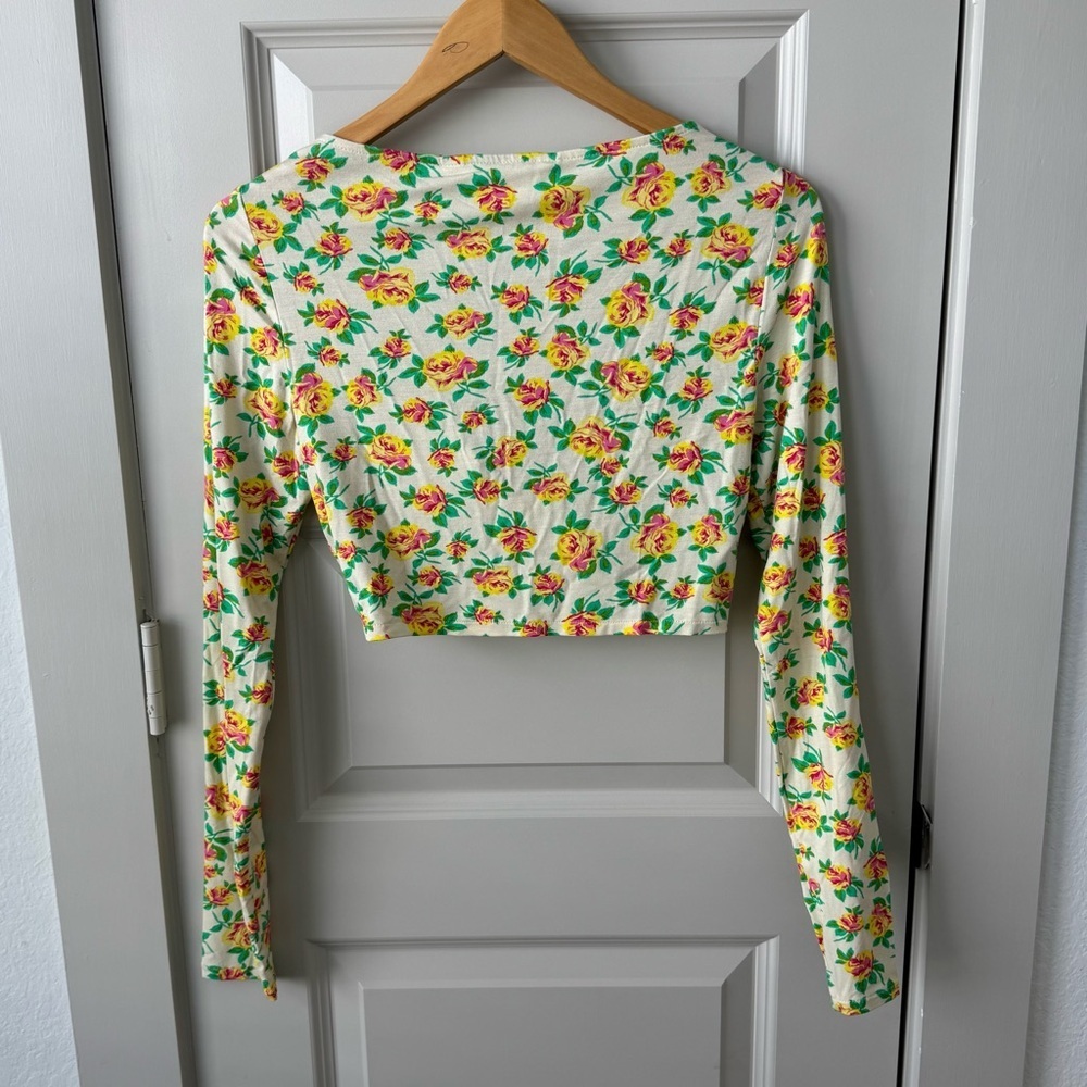 MANGO Women’s Bright Floral Printed Knot Long Sleeve Crop Top Size Large - Picture 11 of 13